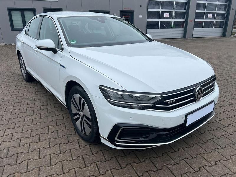 Gebraucht VW Passat GTE 218 PS (160 kW) 2020 Weiß Limousine