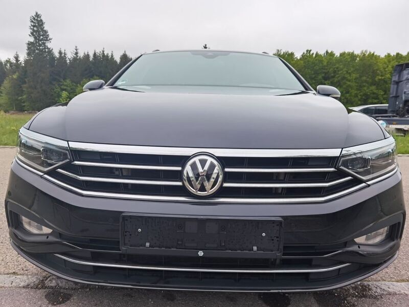 Gebraucht VW Passat 190 PS (139 kW) 2020 Deep black perleffekt Kombi