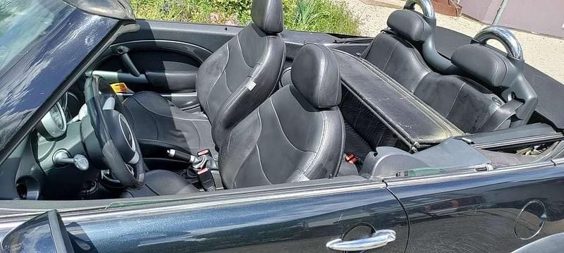 Schwarz Gebraucht 2006 Mini Cooper Cabriolet Cabrio | 4.900 € (Fairer Preis) - Bild 1/4