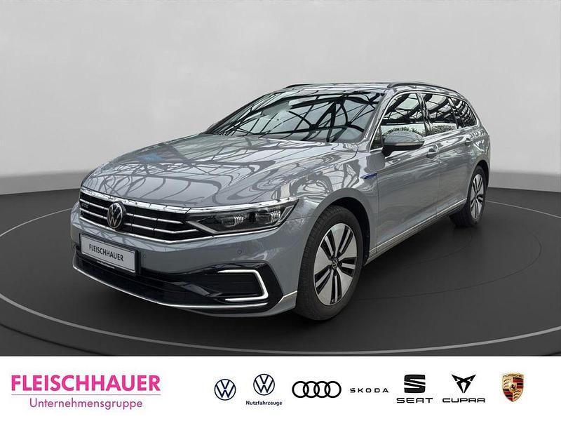 Gebraucht VW Passat GTE 218 PS (160 kW) 2022 Grau Kombi
