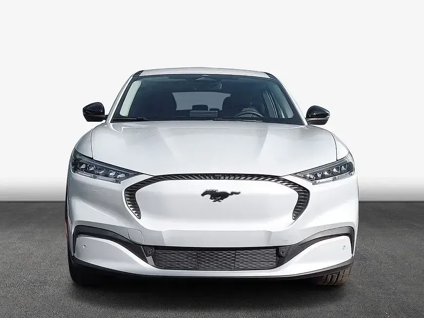Gebraucht Ford Mustang Mach-E 197 kW (269 PS) 2024 Starwhite platinium metallic SUV