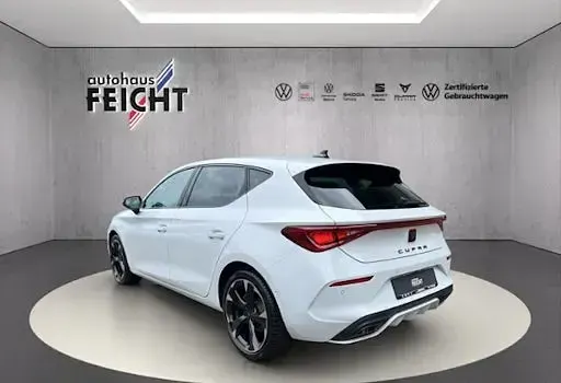 Usata Cupra Leon 150 CV (110 kW) 2024 Bianco Berlina