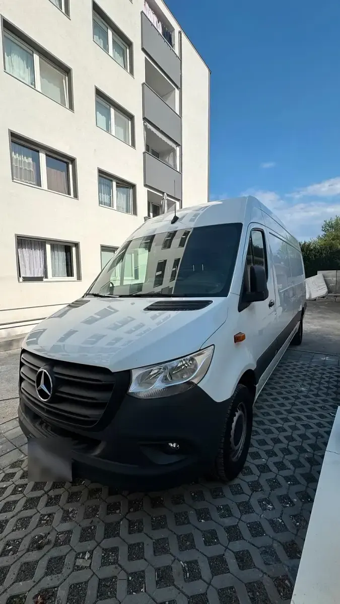 Gebraucht Mercedes Sprinter 170 PS (125 kW) 2023 Weiß Van
