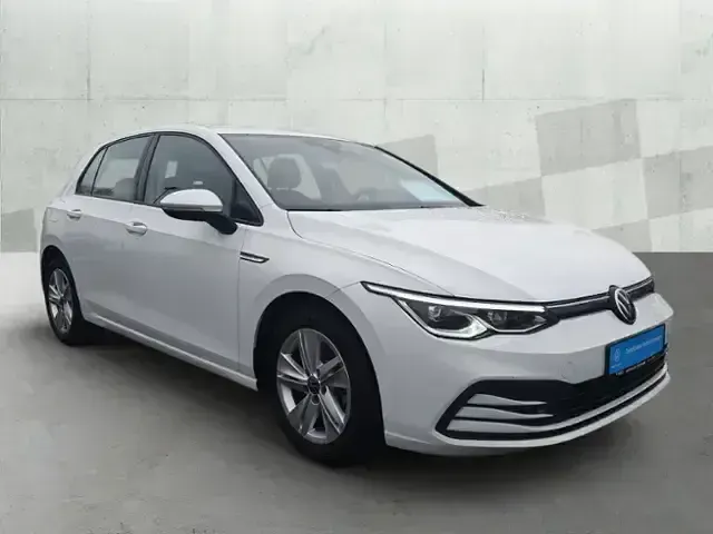 Gebraucht VW Golf VII Life 150 PS (110 kW) 2020 Andere Limousine