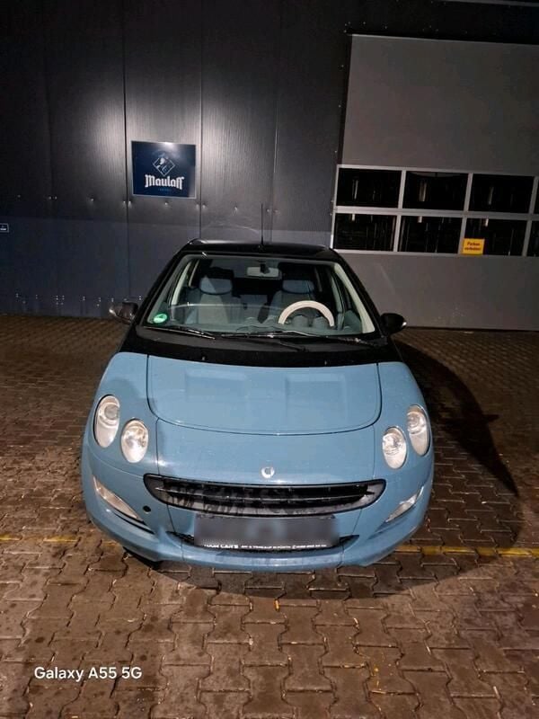 Blau Gebraucht 2005 Smart ForFour Kleinwagen | 1.800 € (Superpreis) - Bild 1/4