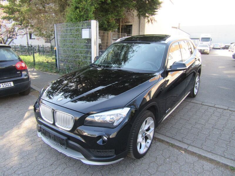 Schwarz Gebraucht 2014 BMW X1 xLine SUV | 10.400 € (Fairer Preis) - Bild 1/4