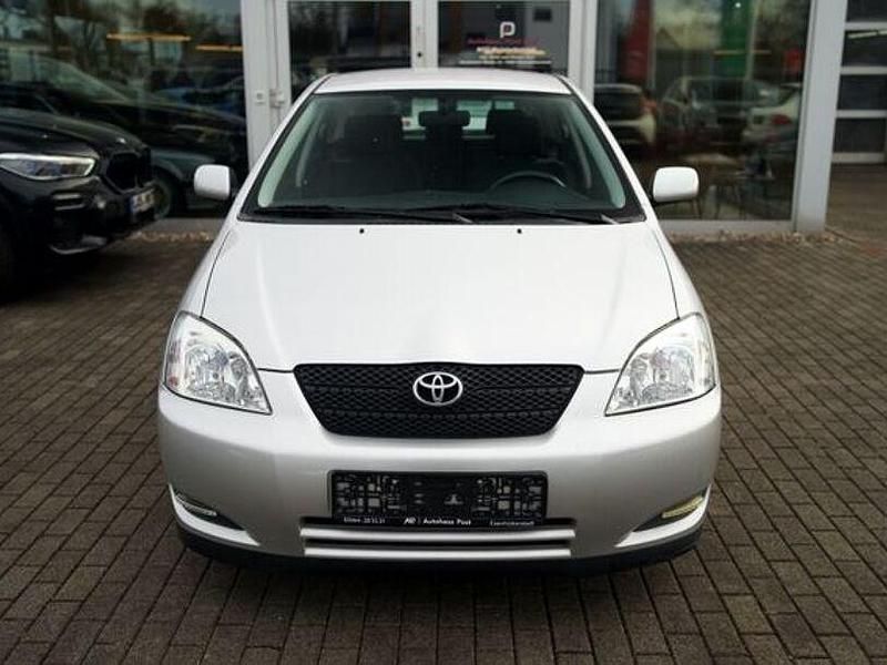 Gebraucht Toyota Corolla 110 PS (80 kW) 2002 Silber Limousine