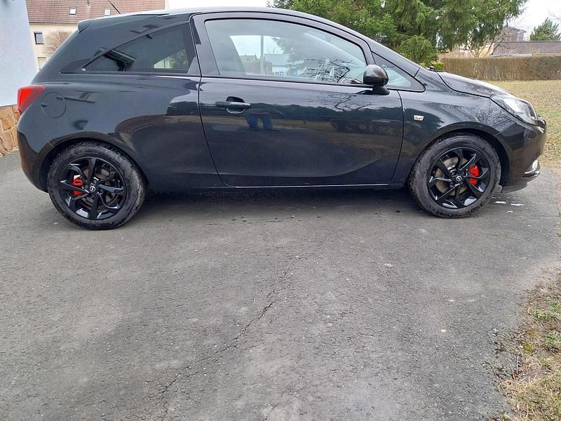 Gebraucht Opel Corsa 100 PS (73 kW) 2015 Schwarz Kleinwagen