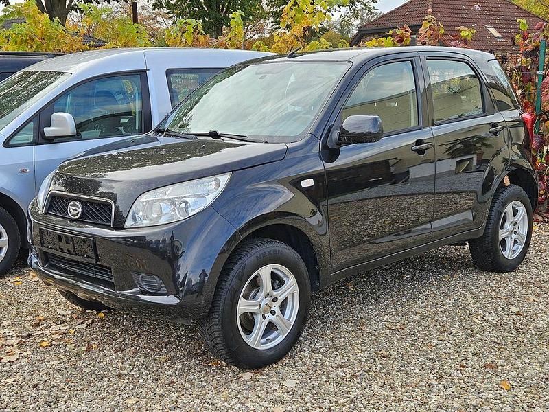 Schwarz Gebraucht 2007 Daihatsu Terios SUV | 5.390 € (Fairer Preis) - Bild 1/4