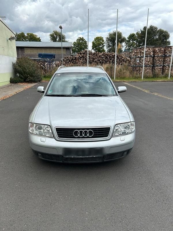 Silber Gebraucht 2000 Audi A6 Kombi | 800 € (Superpreis) - Bild 1/4