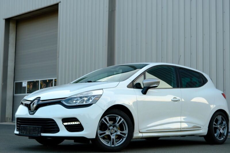Weiß Gebraucht 2015 Renault Clio IV GT Limousine | 9.830 € (Guter Preis) - Bild 1/4
