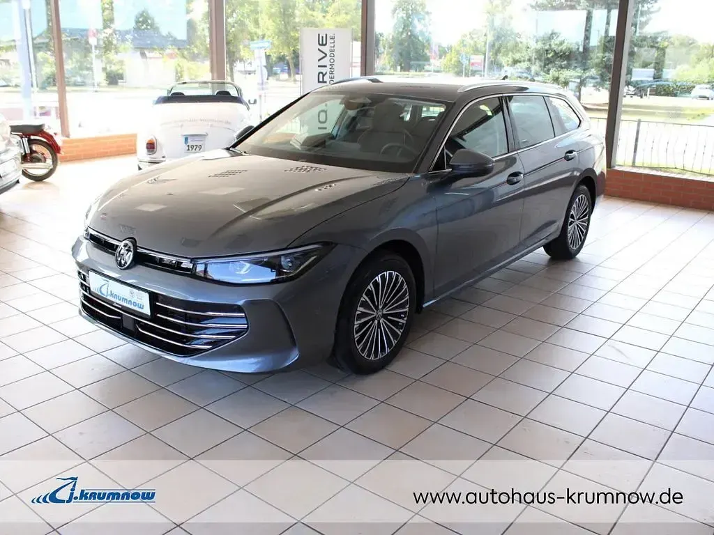 Neu VW Passat Elegance 150 PS (110 kW) 2026 Grau Kombi