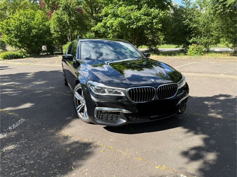 Schwarz Gebraucht 2018 BMW 730 M Sport Limousine | 32.500 € (Guter Preis) - Bild 1/4