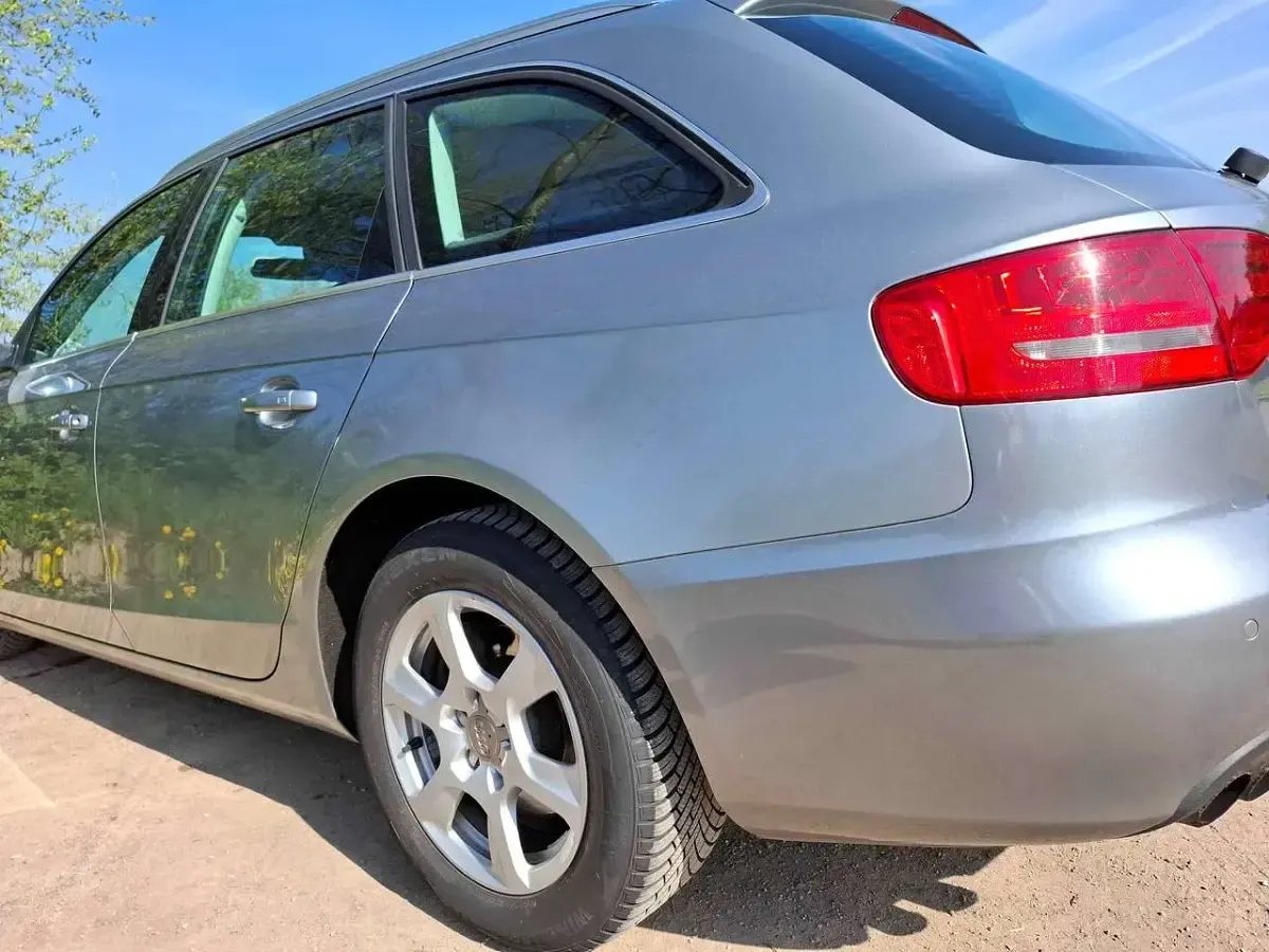 Używany Audi A4 Attraction 160 KM (117 kW) 2010 Kombi