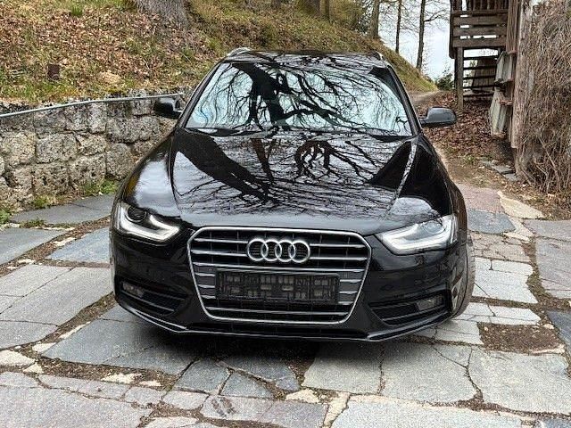 Gebraucht Audi A4 S-Line 170 PS (125 kW) 2015 Schwarz Kombi