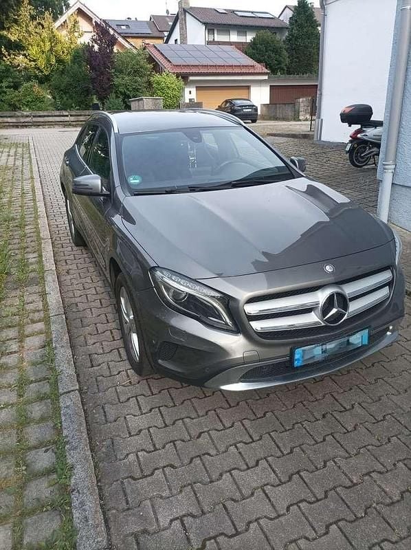 Gebraucht 2017 Mercedes GLA200 Style SUV | 12.000 € (Guter Preis) - Bild 1/2