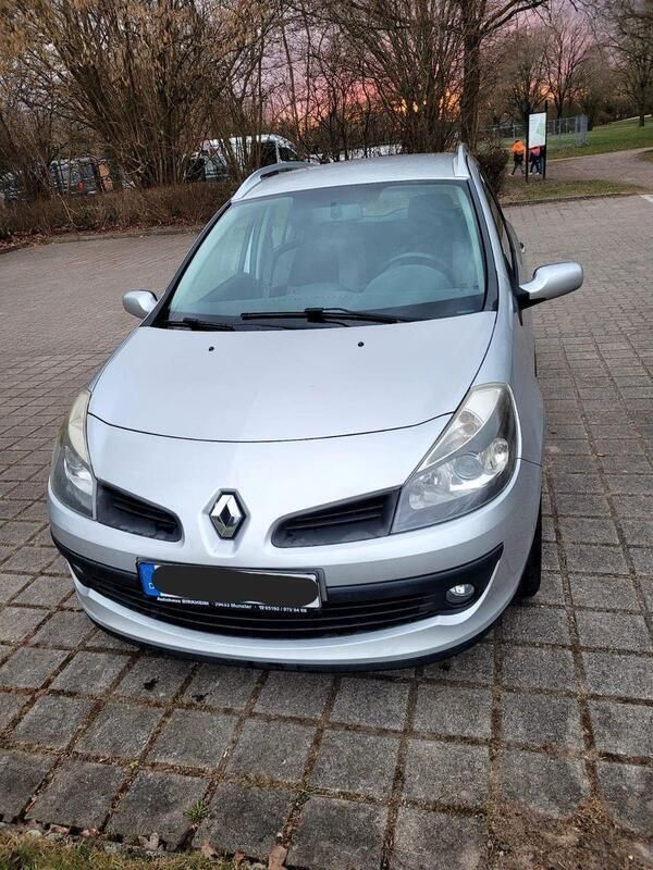 Silber Gebraucht 2008 Renault Clio GrandTour Dynamique Kombi | 2.000 € (Guter Preis) - Bild 1/4