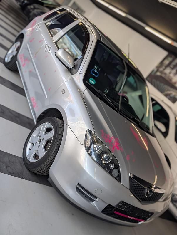 Gebraucht Mazda 2 80 PS (58 kW) 2006 Silber Kleinwagen