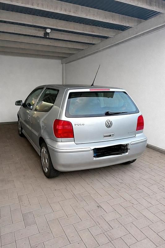 Gebraucht VW Polo Edition 50 PS (36 kW) 2001 Grau Kleinwagen