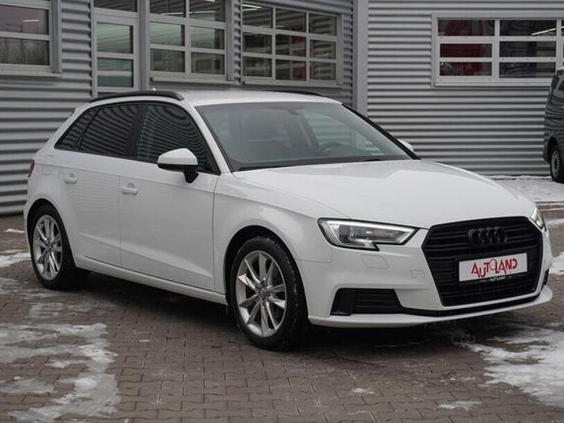 Gebraucht Audi A3 Comfort 150 PS (110 kW) 2018 Weiß Kombi