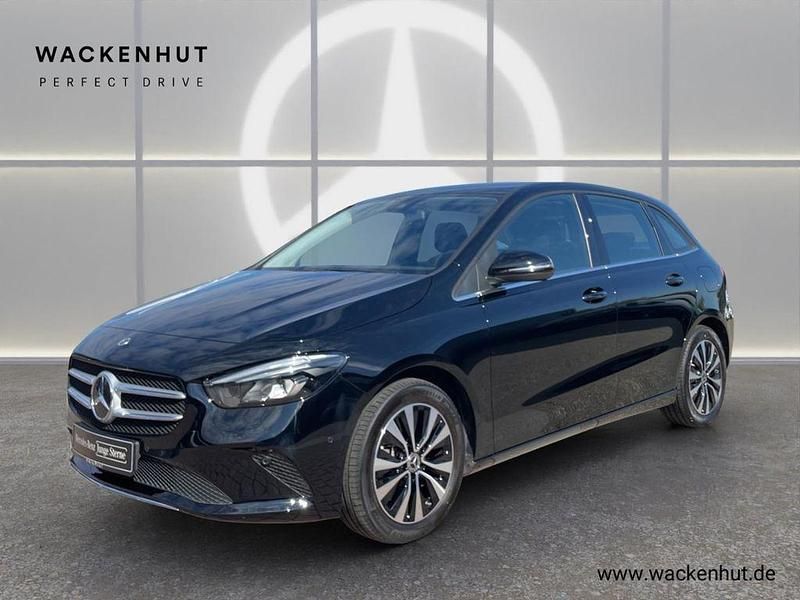 Gebraucht Mercedes B250e Style 160 PS (117 kW) 2022 Schwarz Van / Kleinbus