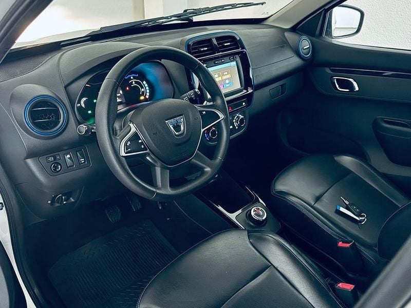 Gebraucht Dacia Spring Comfort 33 kW (45 PS) 2021 Weiß Kleinwagen