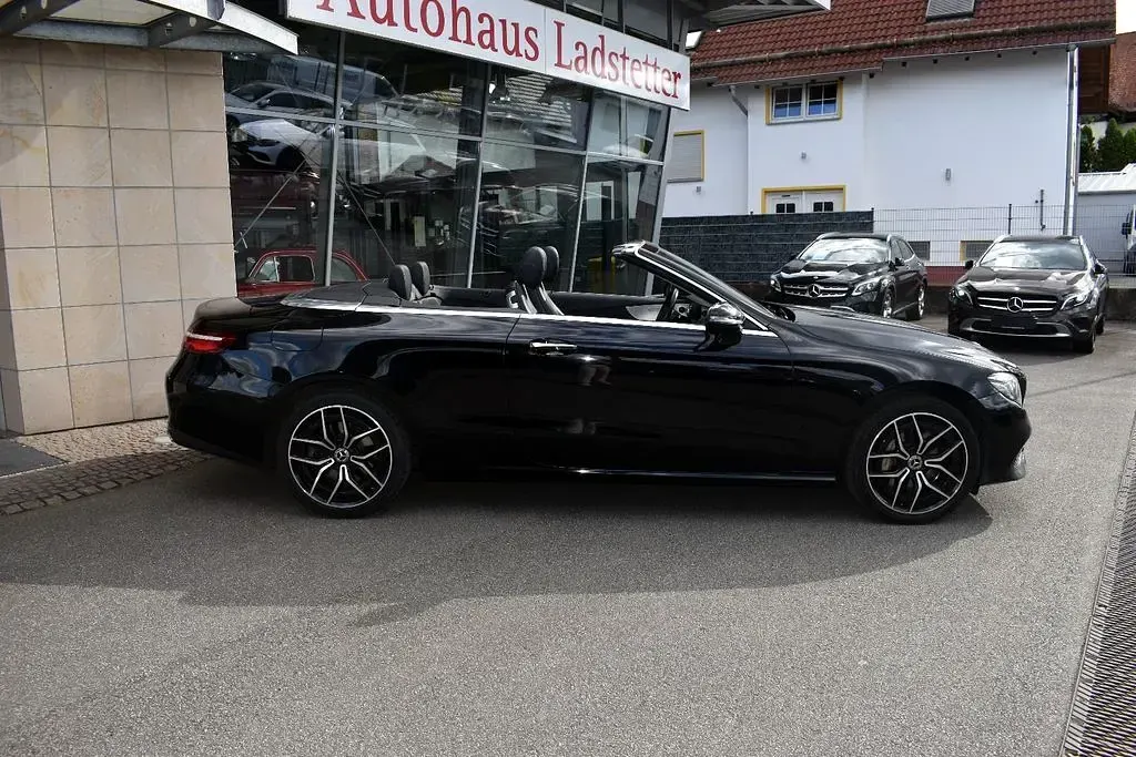 Gebraucht Mercedes E400 340 PS (250 kW) 2020 Schwarz Cabrio