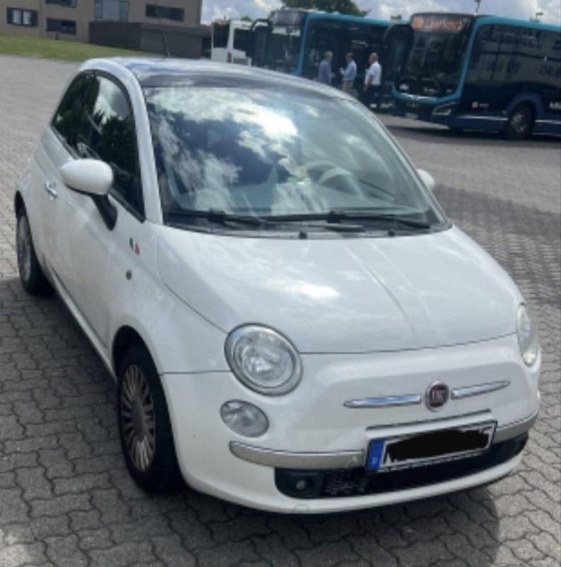 Weiß Gebraucht 2009 Fiat 500 Limousine | 4.499 € (Fairer Preis) - Bild 1/4