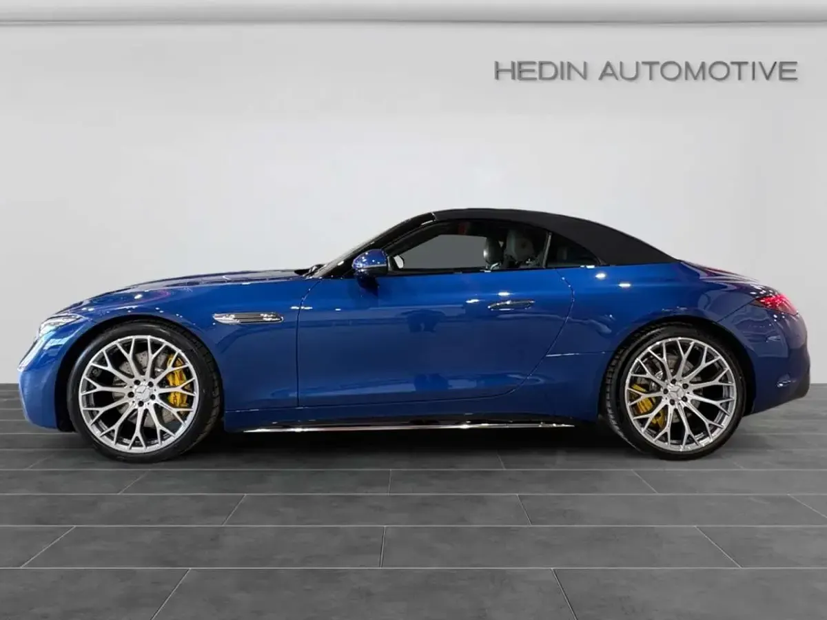 Gebraucht Mercedes SL63 AMG AMG 585 PS (430 kW) 2022 Blau Cabrio