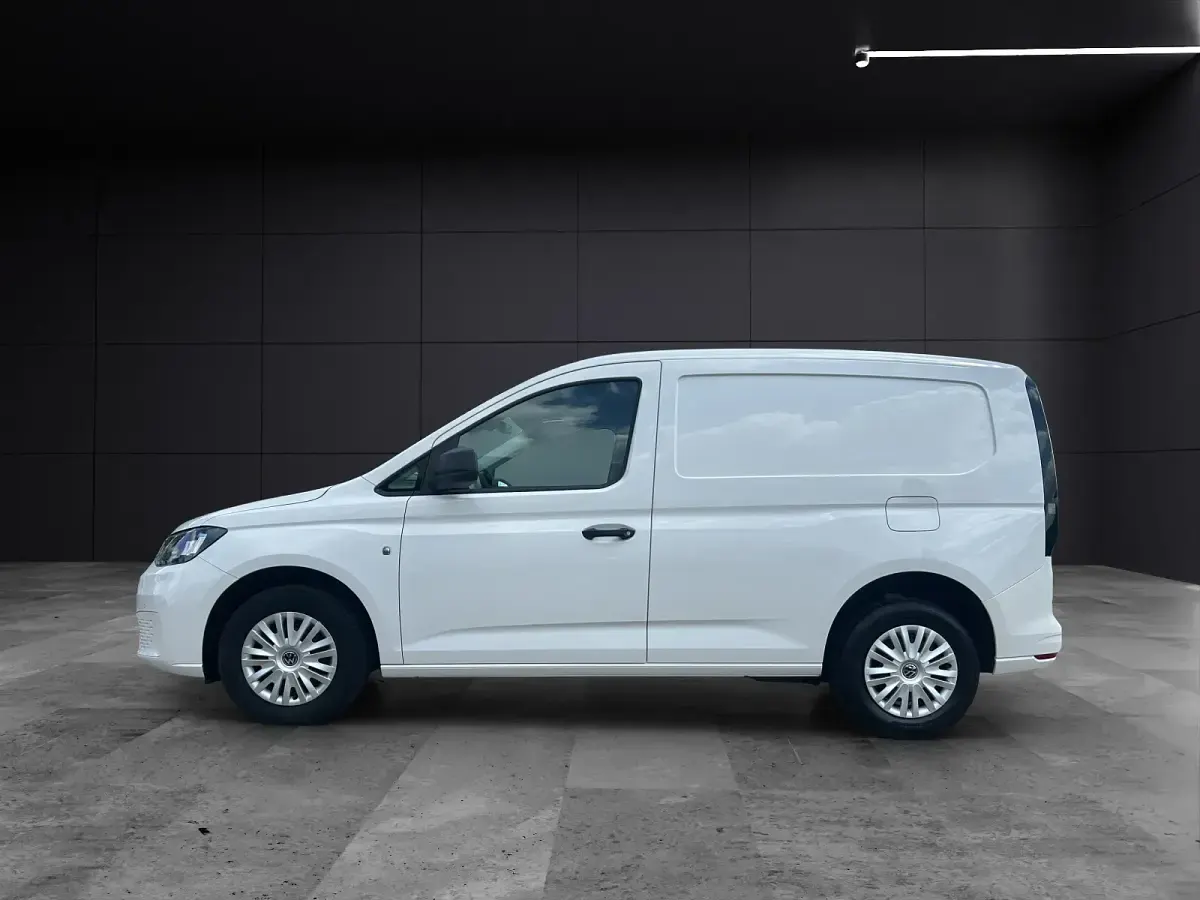 Gebraucht VW Caddy 102 PS (75 kW) 2022 Candyweiß Van / Kleinbus