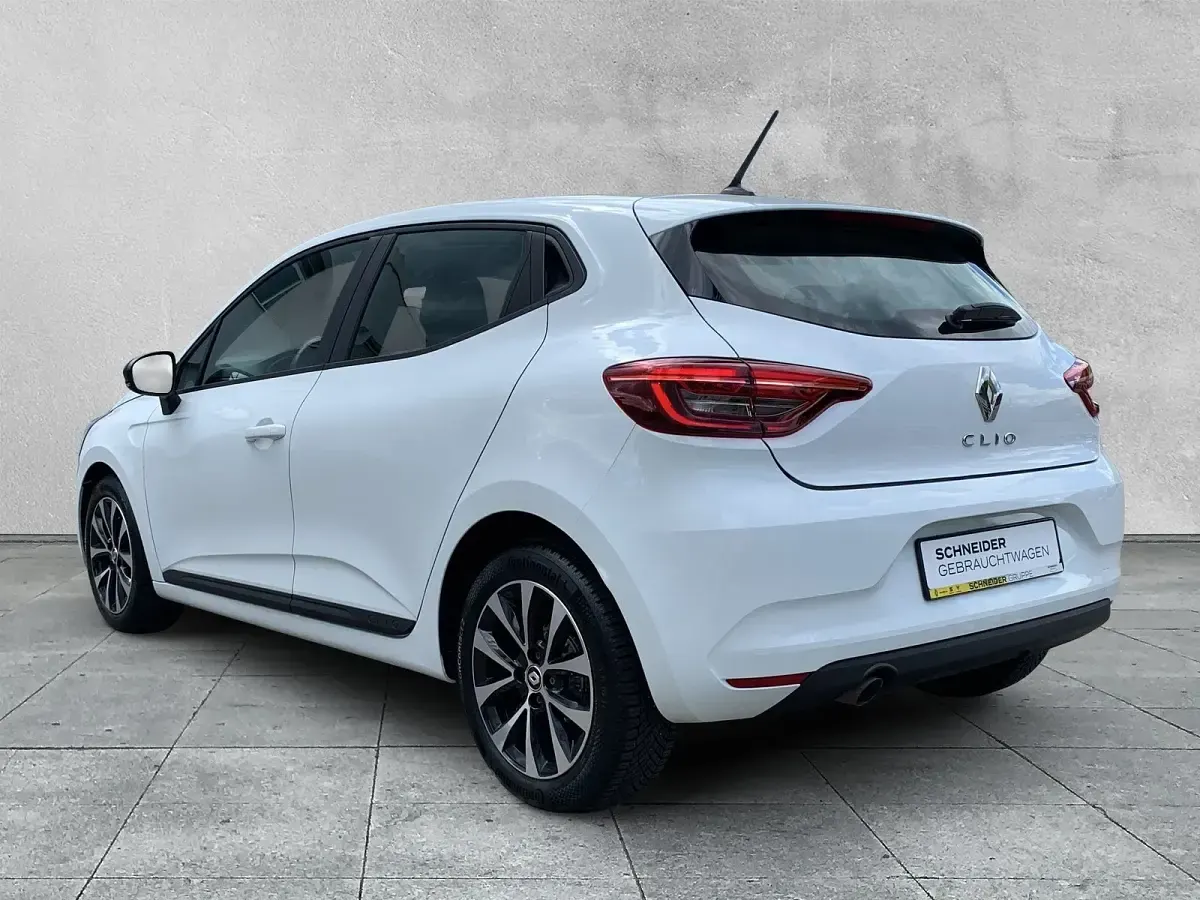 Occasion Renault Clio V Equilibre 67 ch (49 kW) 2022 Blanc Citadine