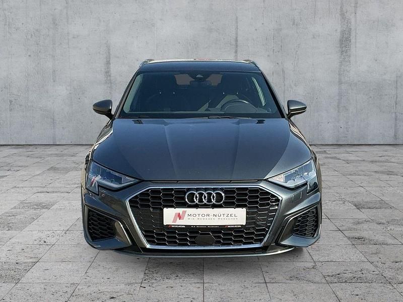 Gebraucht Audi A3 S-Line 150 PS (110 kW) 2022 Daytonagrau perleffekt Limousine