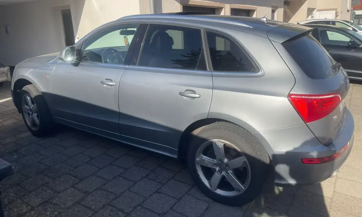 Gebraucht Audi Q5 S-Line 239 PS (175 kW) 2011 Grau SUV