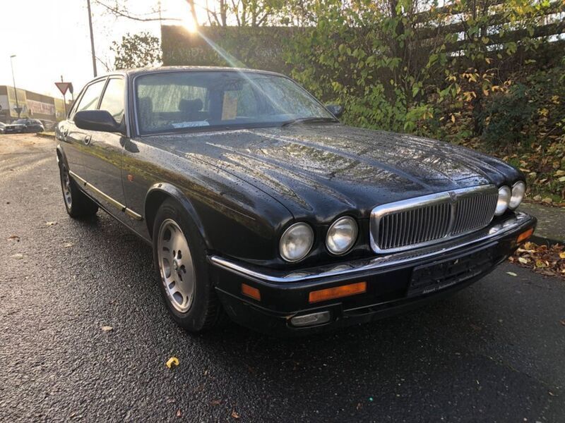 Schwarz Gebraucht 1997 Jaguar XJ Executive Limousine | 6.900 € (Guter Preis) - Bild 1/2
