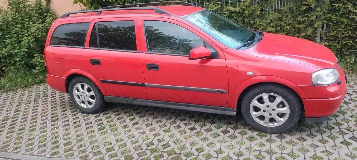 Usata Opel Astra 101 CV (74 kW) 2001 Rosso Station wagon