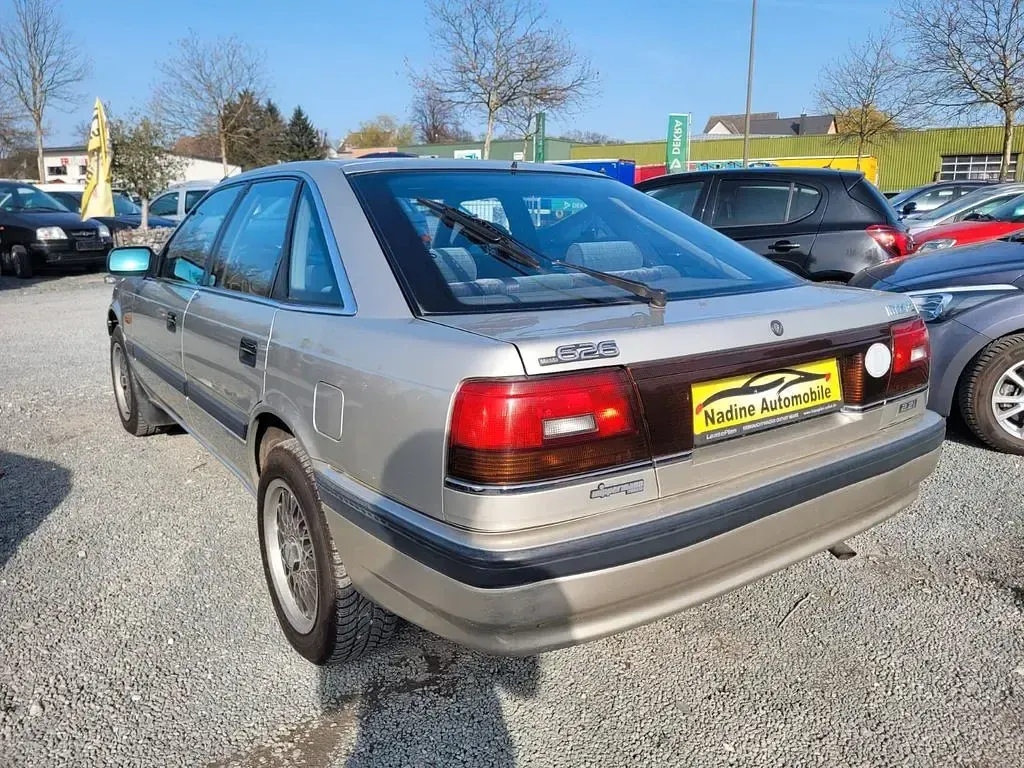Gebraucht Mazda 626 116 PS (85 kW) 1989 Grau Limousine