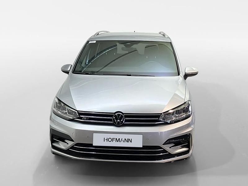 Gebraucht VW Touran Highline 150 PS (110 kW) 2024 Reflex silver metallic Van / Kleinbus