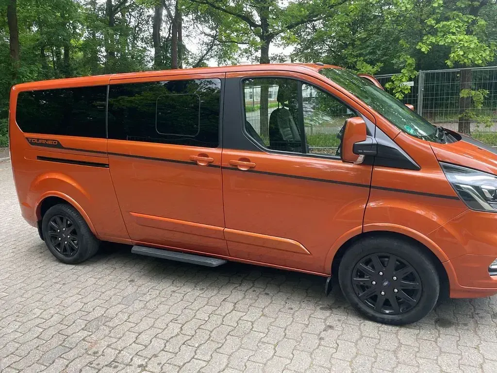 Gebraucht Ford Tourneo Custom Titanium X 170 PS (125 kW) 2019 Orange Van