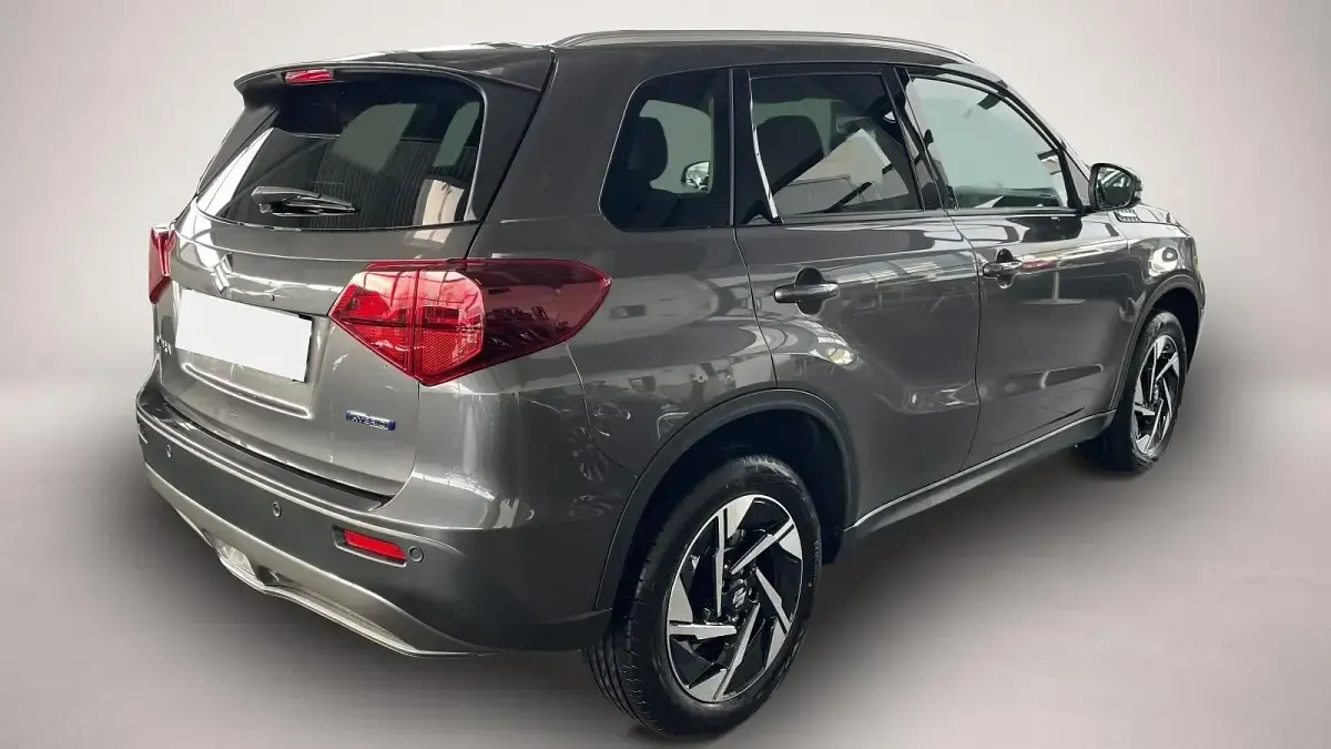 Gebraucht Suzuki Vitara Comfort+ 110 PS (80 kW) 2025 Manufacturer SUV