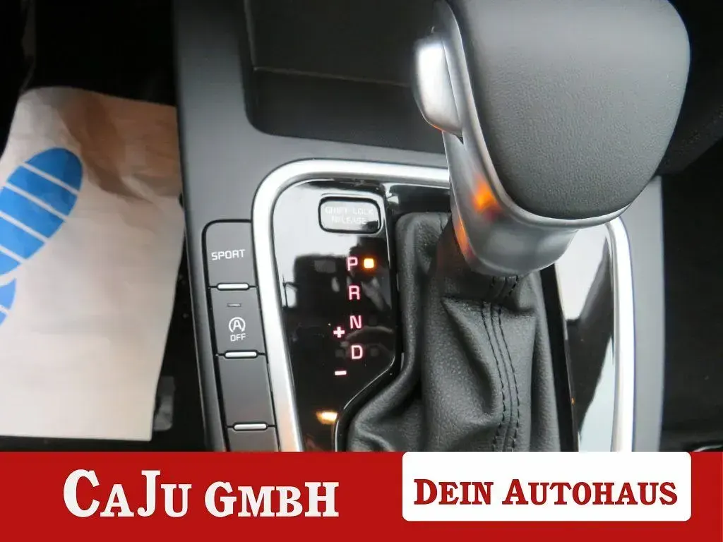 Neu Kia Ceed Sportswagon 140 PS (102 kW) 2026 Grau Kombi