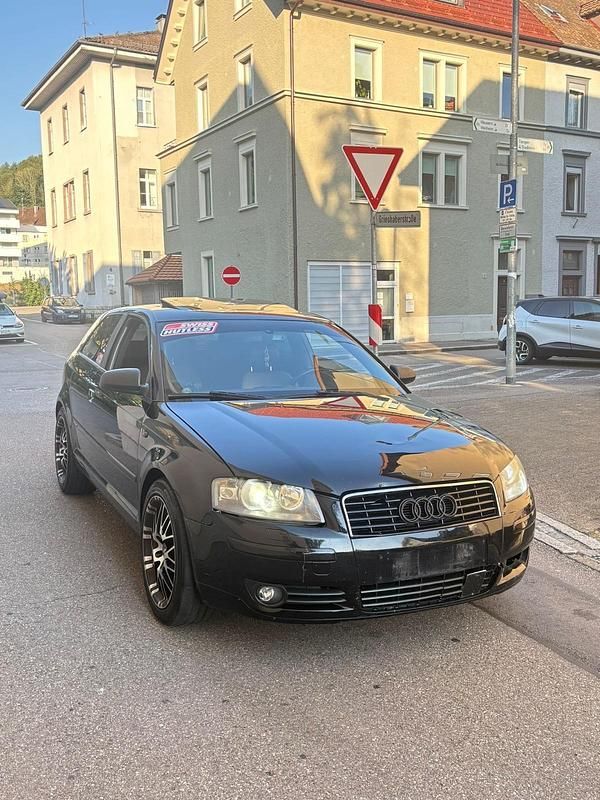 Schwarz Gebraucht 2004 Audi A3 S-Line Kleinwagen | 1.850 € (Superpreis) - Bild 1/4