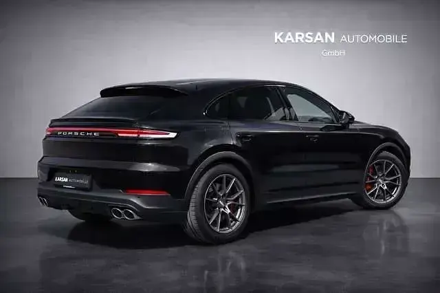 Gebraucht Porsche Cayenne S 475 PS (349 kW) 2025 Schwarz SUV