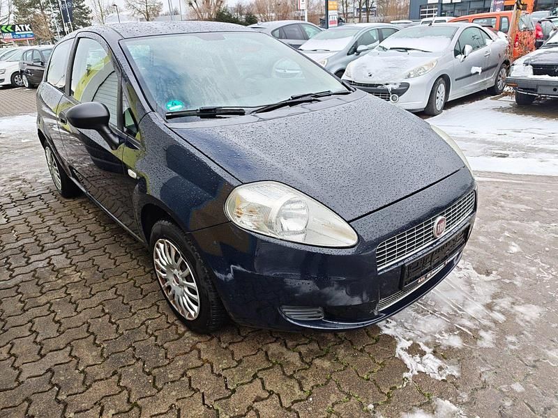 Gebraucht Fiat Punto 65 PS (47 kW) 2009 Blau Kleinwagen