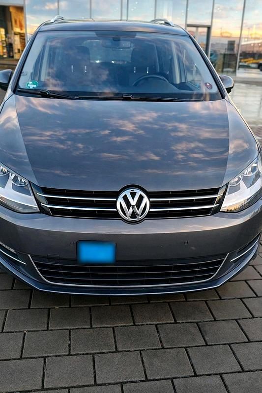 Gebraucht VW Sharan 140 PS (102 kW) 2013 Grau Van / Kleinbus