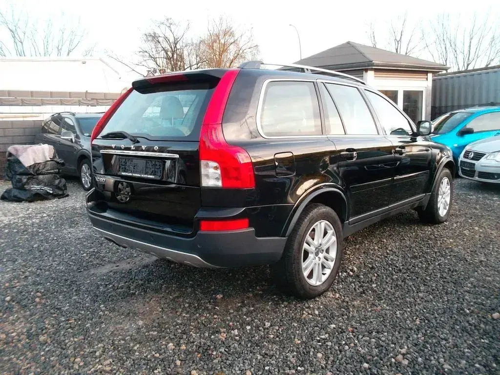 Używany Volvo XC90 163 KM (119 kW) 2011 Czarny SUV