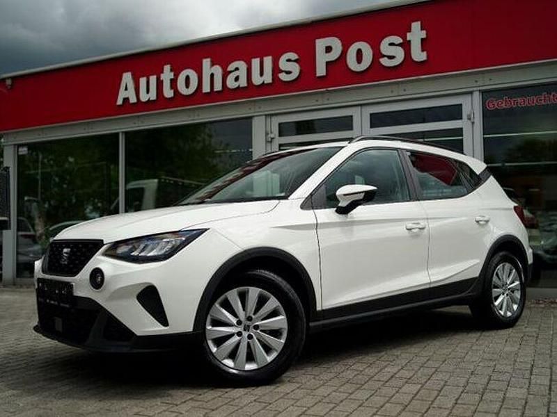 Weiß Gebraucht 2022 Seat Arona Reference SUV | 15.499 € (Fairer Preis) - Bild 1/4
