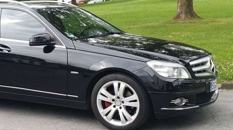 Gebraucht Mercedes C250 Avantgarde 204 PS (150 kW) 2009 Schwarz Kombi