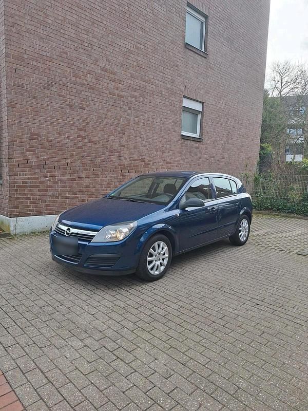 Gebraucht Opel Astra 105 PS (77 kW) 2005 Blau Limousine