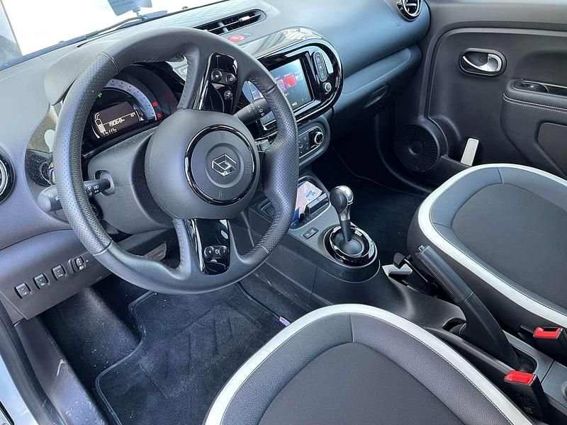 Gebraucht Renault Twingo Urban Night 60 kW (82 PS) 2022 Kleinwagen