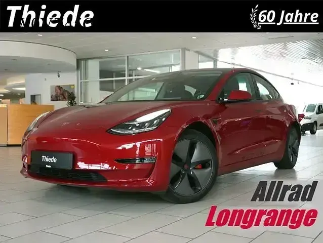Usata Tesla Model 3 350 kW (476 CV) 2019 Rosso Berlina